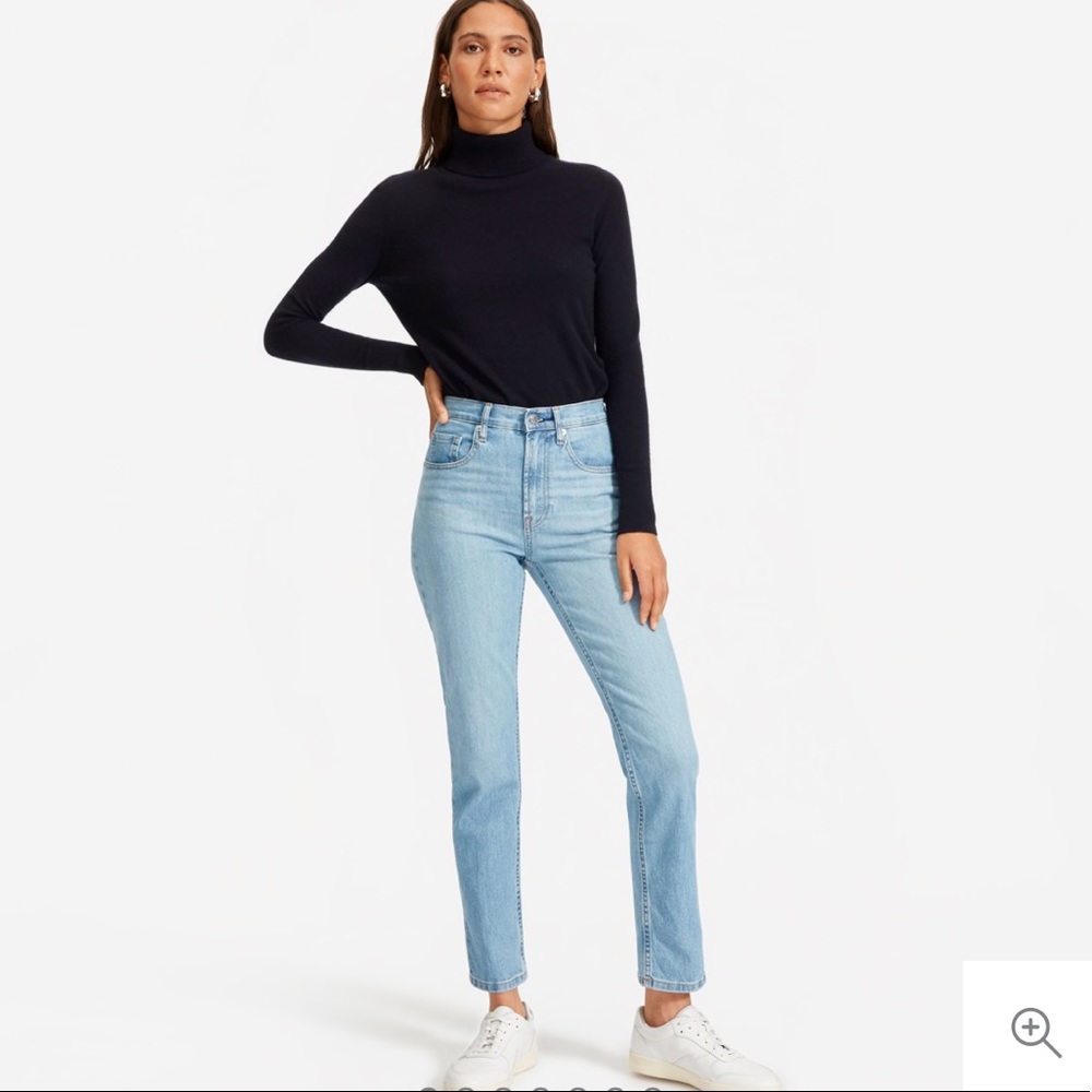 Everlane Cheeky Straight Jean